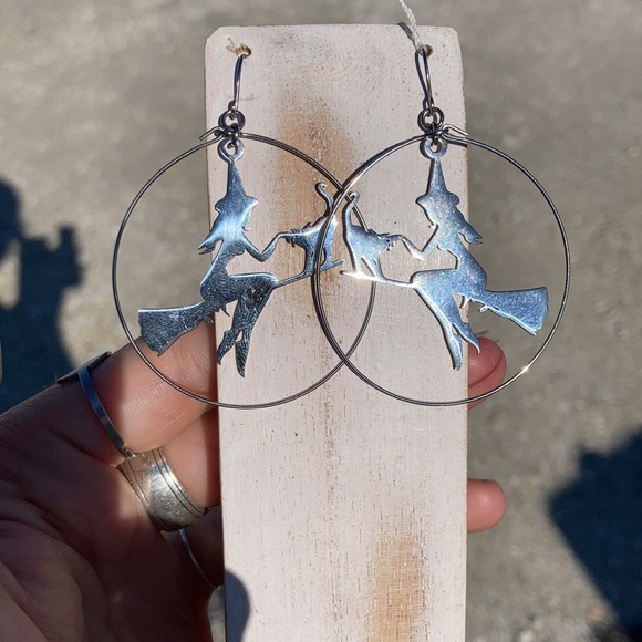 Stainless Steel Witches Broom & Cat ๐ด - Picture 6 of 6